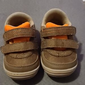 Brown stride rite shoes size 3